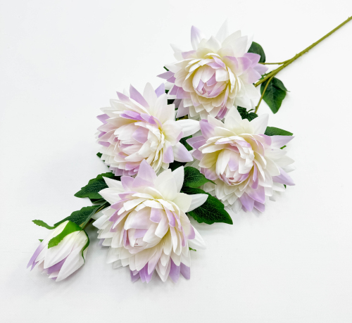 Лотос "Гейша" 4 цветка 1 бутон