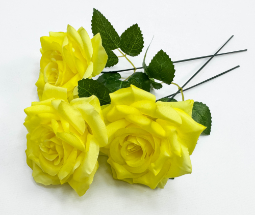 Роза штучка "Палома" желтая