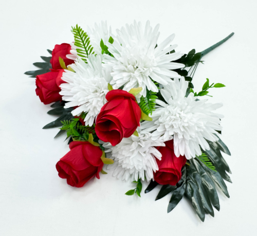 Роза с хризантемой "Тайна сада"