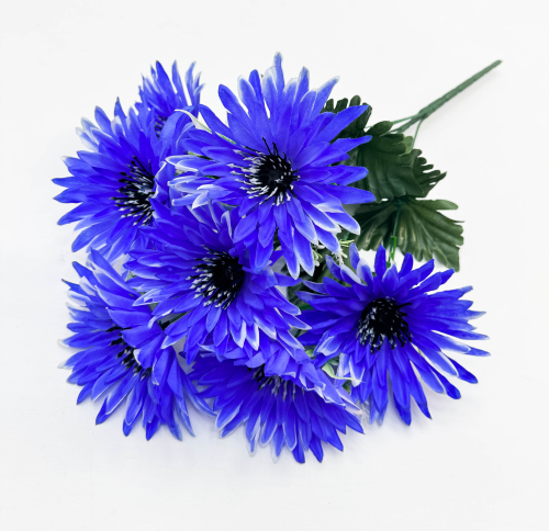 Астра черная тычинка 7 цветков