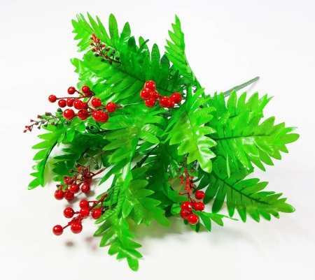 Букет ягод с зеленью 12 веток