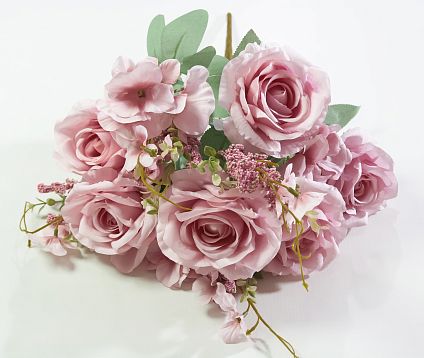Букет роз Дилара" розовый 13 веток от магазина KALINA являющийся официальным дистрибьютором в России 