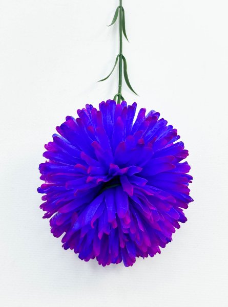 Хризантема штучная