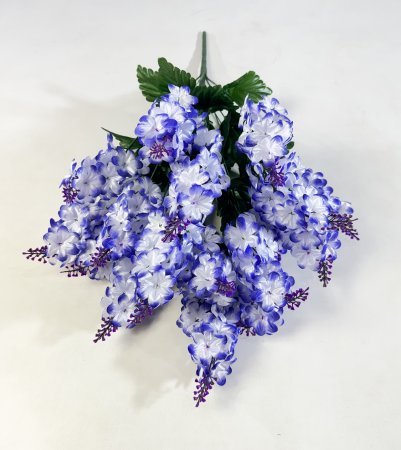 Букет сирени большой 18 соцветий