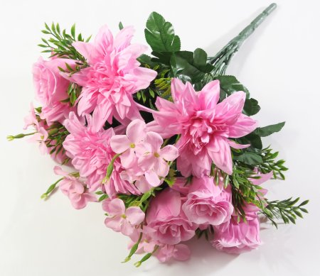 Букет георгин с розами 18 веток