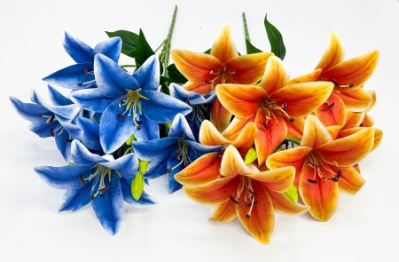 Лилия "Супер гигант" 9 цветков