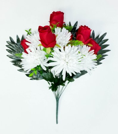 Роза с хризантемой "Тайна сада"