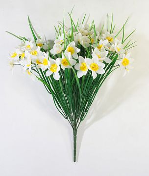 Букет нарциссов 54 цветка от магазина KALINA являющийся официальным дистрибьютором в России 