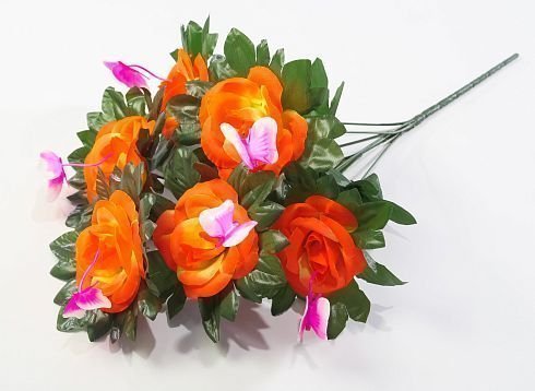 Букет роз с бабочкой 6 цветков от магазина KALINA являющийся официальным дистрибьютором в России 