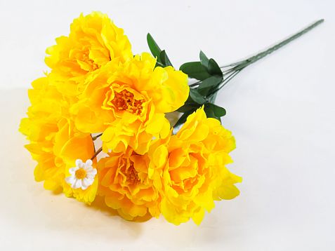 Букет пиона "Ясмунд" 6 цветков от магазина KALINA являющийся официальным дистрибьютором в России 