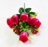 Роза закрытый бутон с ягодкой 9 веток 6 цветков
