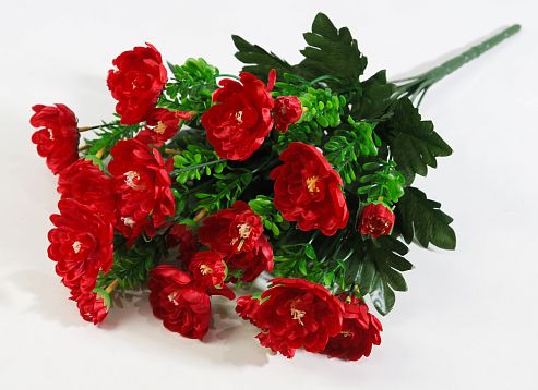 Букет хризантем "Услада" 36 цветков от магазина KALINA являющийся официальным дистрибьютором в России 