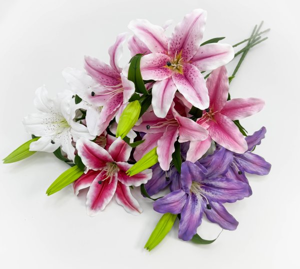 Лилия ветка "Волнистая" 3 цветка