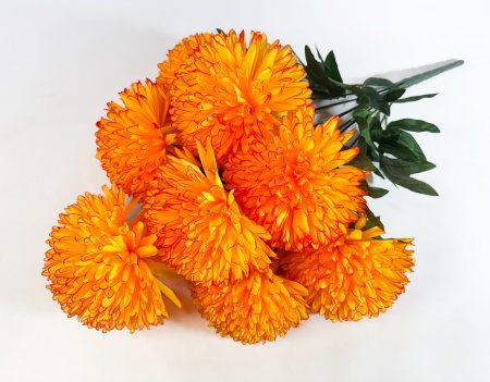 Букет хризантем " Супер гигант" 9 цветков