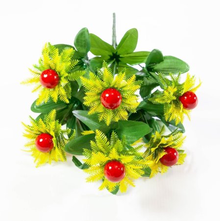 Букет с ягодами "Кружево" 7 веток