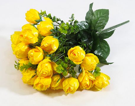Букет роз "Лили Марлен" 24 цветка от магазина KALINA являющийся официальным дистрибьютором в России 