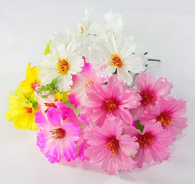 Лилия резная 5 цветков от магазина KALINA являющийся официальным дистрибьютором в России 
