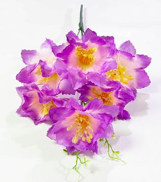 Букет лилий "Саманта" 6 цветков от магазина KALINA являющийся официальным дистрибьютором в России 