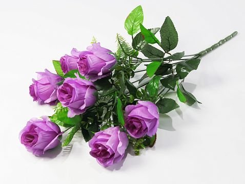 Букет роз "Капри" 7 цветков от магазина KALINA являющийся официальным дистрибьютором в России 