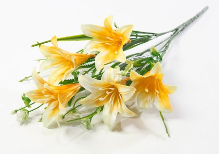Букет лилий "Заря"5 цветков
