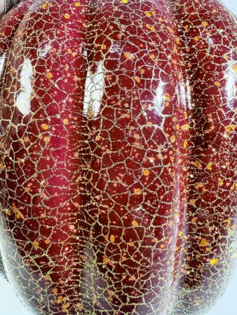 Тыква декоративная с блестками бордо