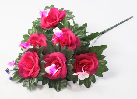 Букет роз с бабочкой 6 цветков