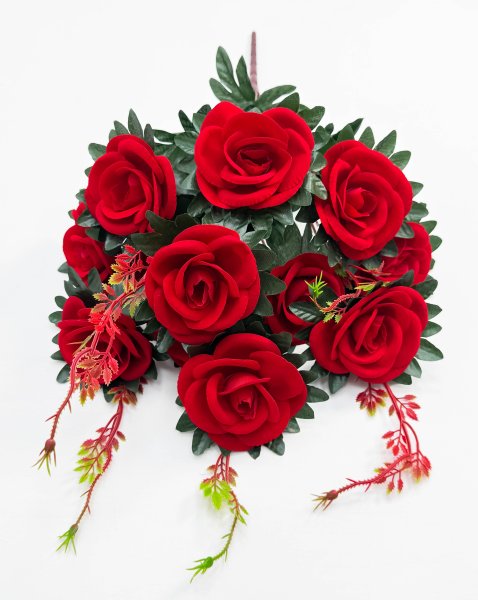 Роза "Бьюти" 12 цветков