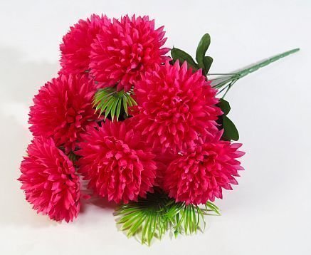 Букет хризантем " Валдай" 9 цветков от магазина KALINA являющийся официальным дистрибьютором в России 