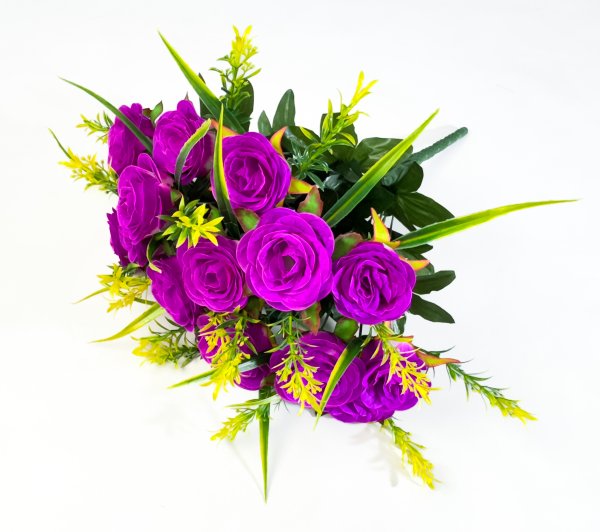 Букет роз "Сударушка" 18 цветков