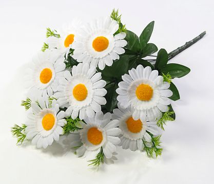 Ромашка "Армада" 9 цветков от магазина KALINA являющийся официальным дистрибьютором в России 