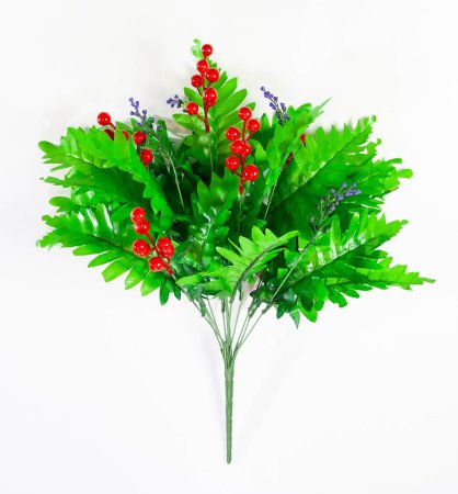 Букет ягод с зеленью 12 веток