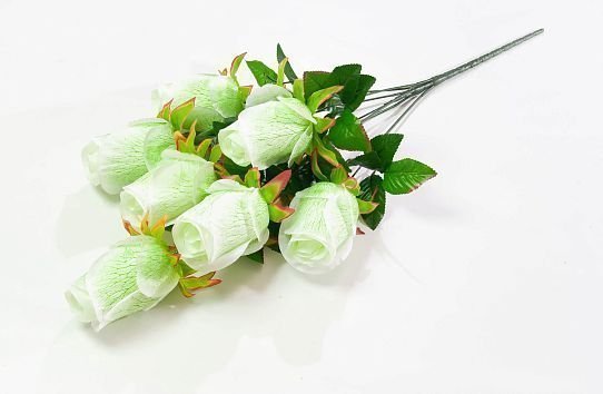 Роза "Соланж" 7 цветков от магазина KALINA являющийся официальным дистрибьютором в России 