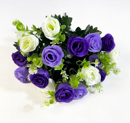 Букет роз "Бенефис" 18 цветков