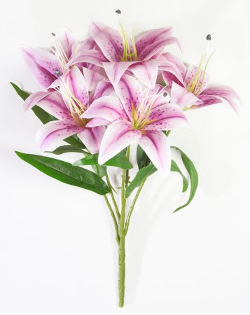 Букет лилий латекс 5 цветков