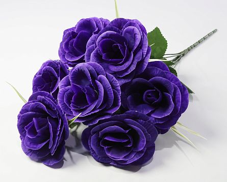 Букет роз "Сима" 7 цветков от магазина KALINA являющийся официальным дистрибьютором в России 