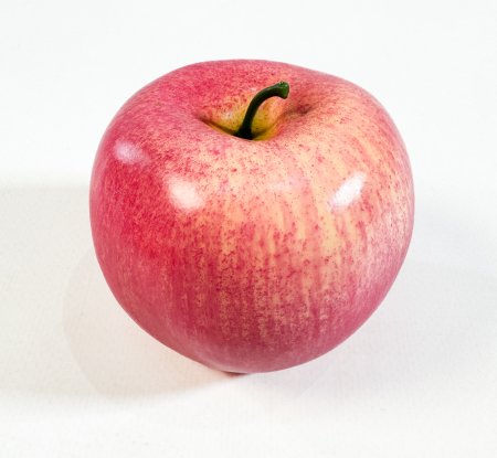 Яблоко "Пинк Леди"