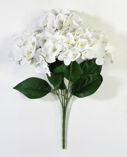 Букет гортензий 5 веток белая