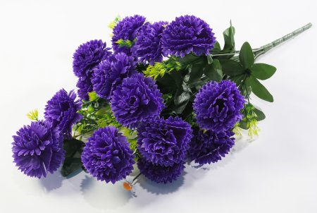 Хризантема "Петровчанка" 15 цветков 18 веток