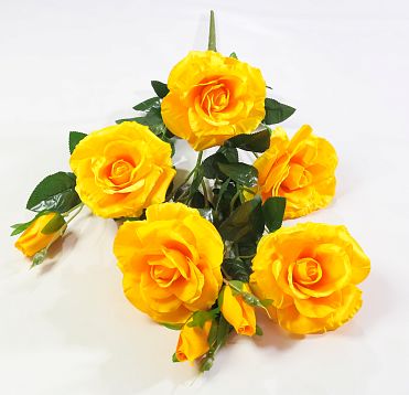 Ветка розы "Вега" 5 цветков 3 бутона от магазина KALINA являющийся официальным дистрибьютором в России 