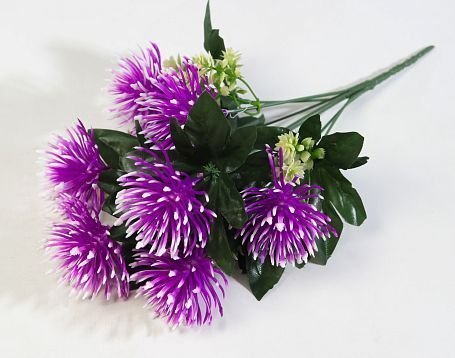 Букет "Полька" 7 цветков от магазина KALINA являющийся официальным дистрибьютором в России 