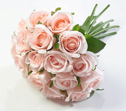Букет роз "Хелена" розовый 18 цветков от магазина KALINA являющийся официальным дистрибьютором в России 
