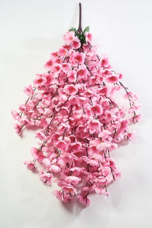 Ветка сакуры большой. ВОЗМОЖНО ОТГРУЗИТЬ ПО РАСЦВЕТКАМ.