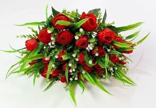 Букет роз "Ивар" 24 ветки от магазина KALINA являющийся официальным дистрибьютором в России 