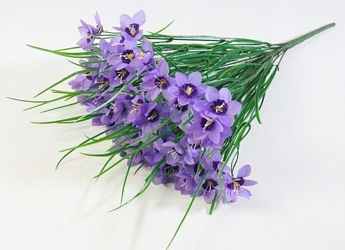 Букет нарциссов 54 цветка от магазина KALINA являющийся официальным дистрибьютором в России 