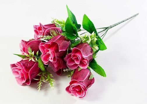 Букет розы "Жилка" 7 веток 7 цветков от магазина KALINA являющийся официальным дистрибьютором в России 
