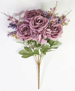 Букет роз "Дилара" лиловый 13 веток от магазина KALINA являющийся официальным дистрибьютором в России 