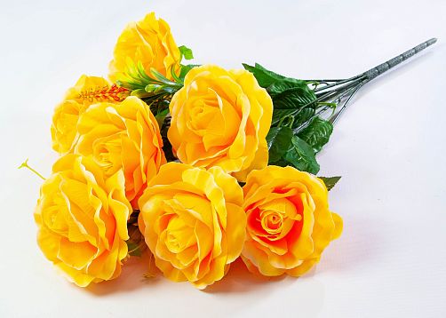 Букет розы " Барбара" 7 цв. от магазина KALINA являющийся официальным дистрибьютором в России 
