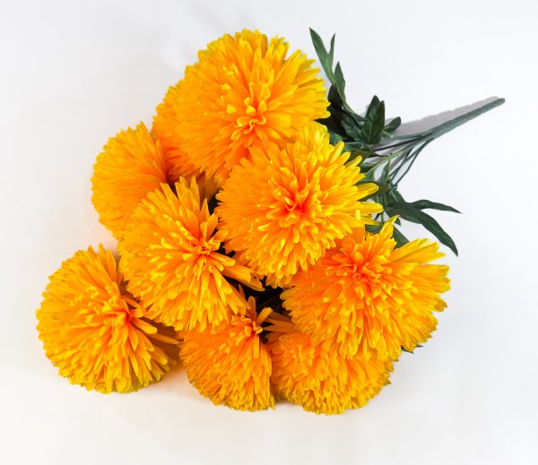 Букет хризантем " Супер гигант" 9 цветков