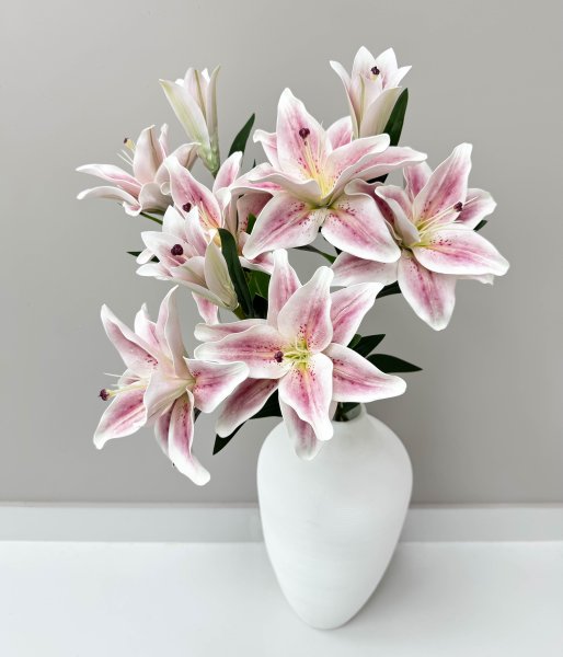 Ветка лилий "Сибирь" нежно-розовая