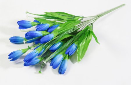 Букет крокусов "Спектр" 7 веток 21 цветок